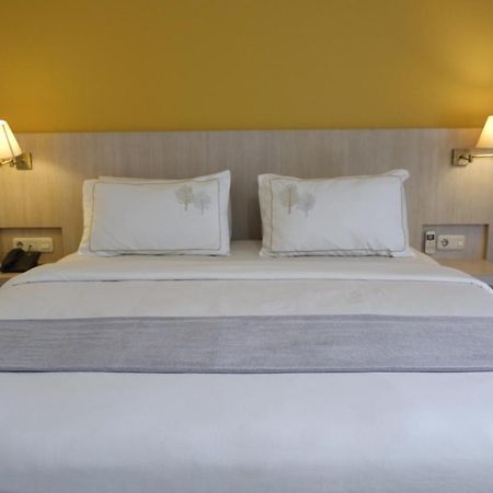 Rio City Hotel Palembang Exterior photo